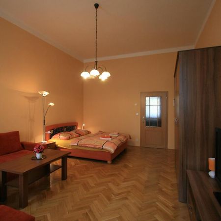 Apartment No. 19 Jaltská 3 Karlovy Vary Exterior foto